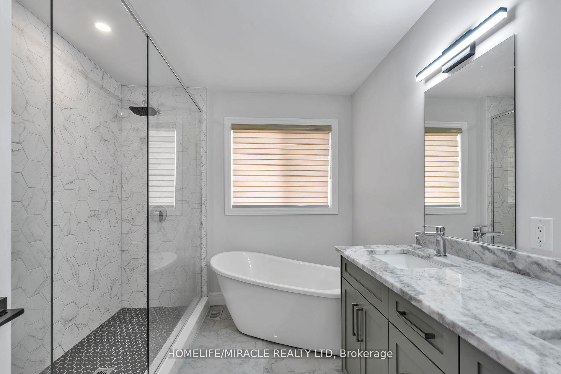 Photo 11 of 115 Jefferson Street W, Lucan Biddulph, Lucan — HOMEH