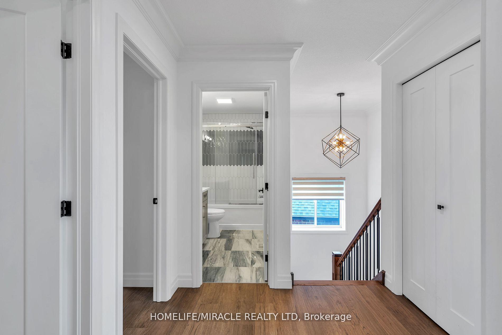 Photo 16 of 115 Jefferson Street W, Lucan Biddulph, Lucan — HOMEH