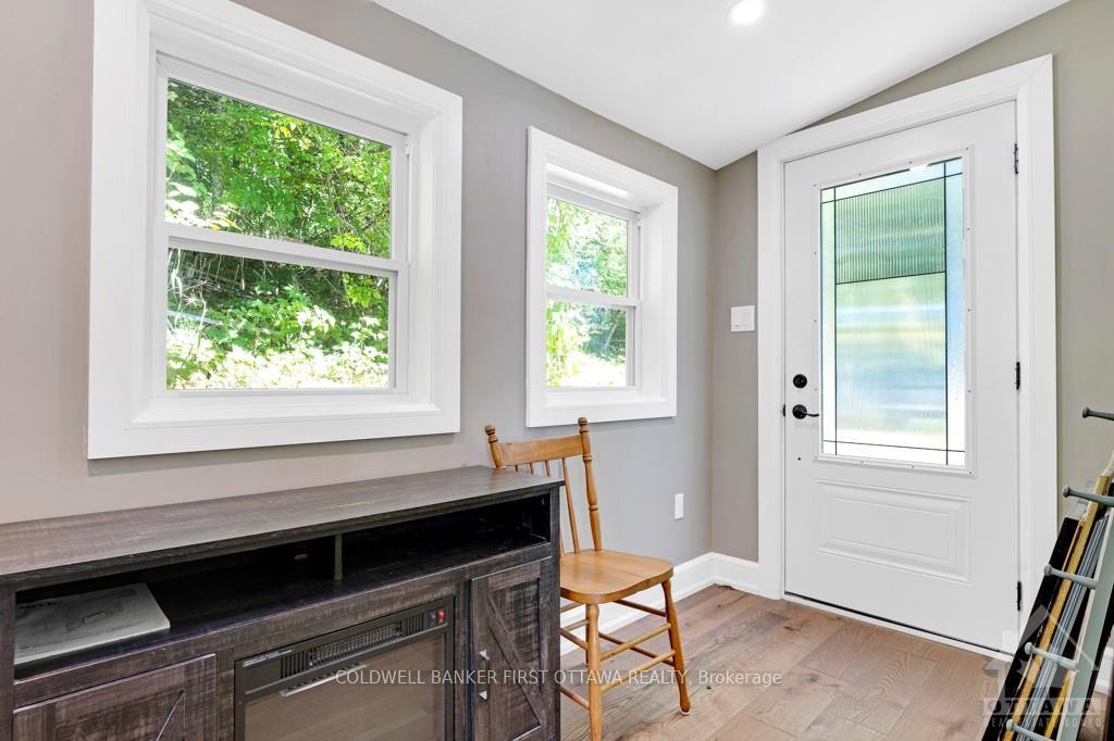 Photo 4 of 158 Leslie Drive, Lanark Highlands, Lanark Highlands (Dalhousie) Twp — HOMEH