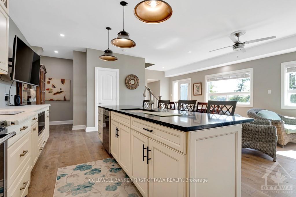 Photo 10 of 158 Leslie Drive, Lanark Highlands, Lanark Highlands (Dalhousie) Twp — HOMEH