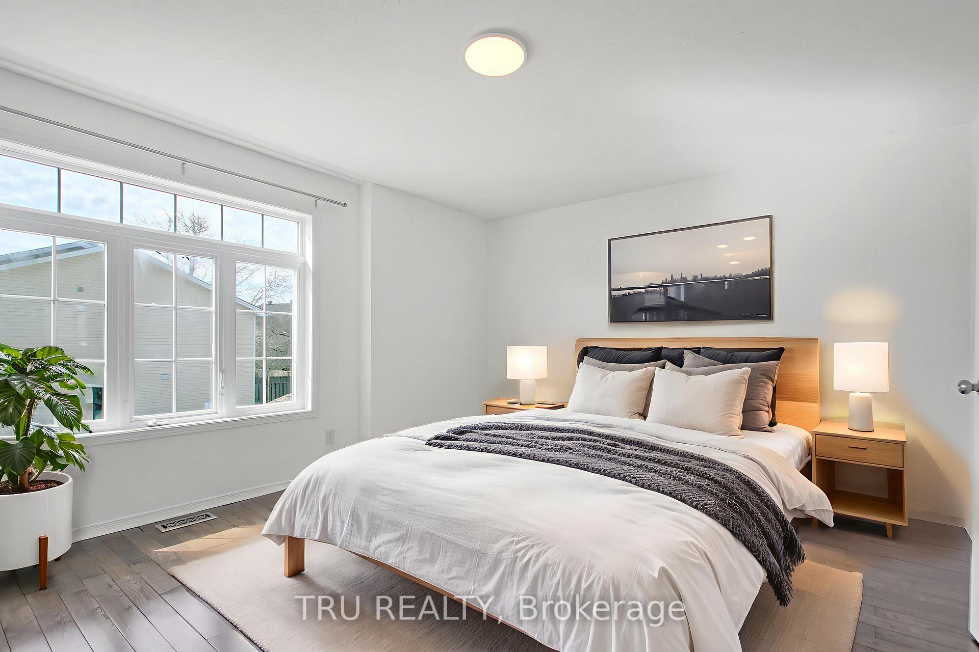 Photo 19 of 133 Kinross Private, Ottawa, Kanata - Morgan's Grant/South March — HOMEH