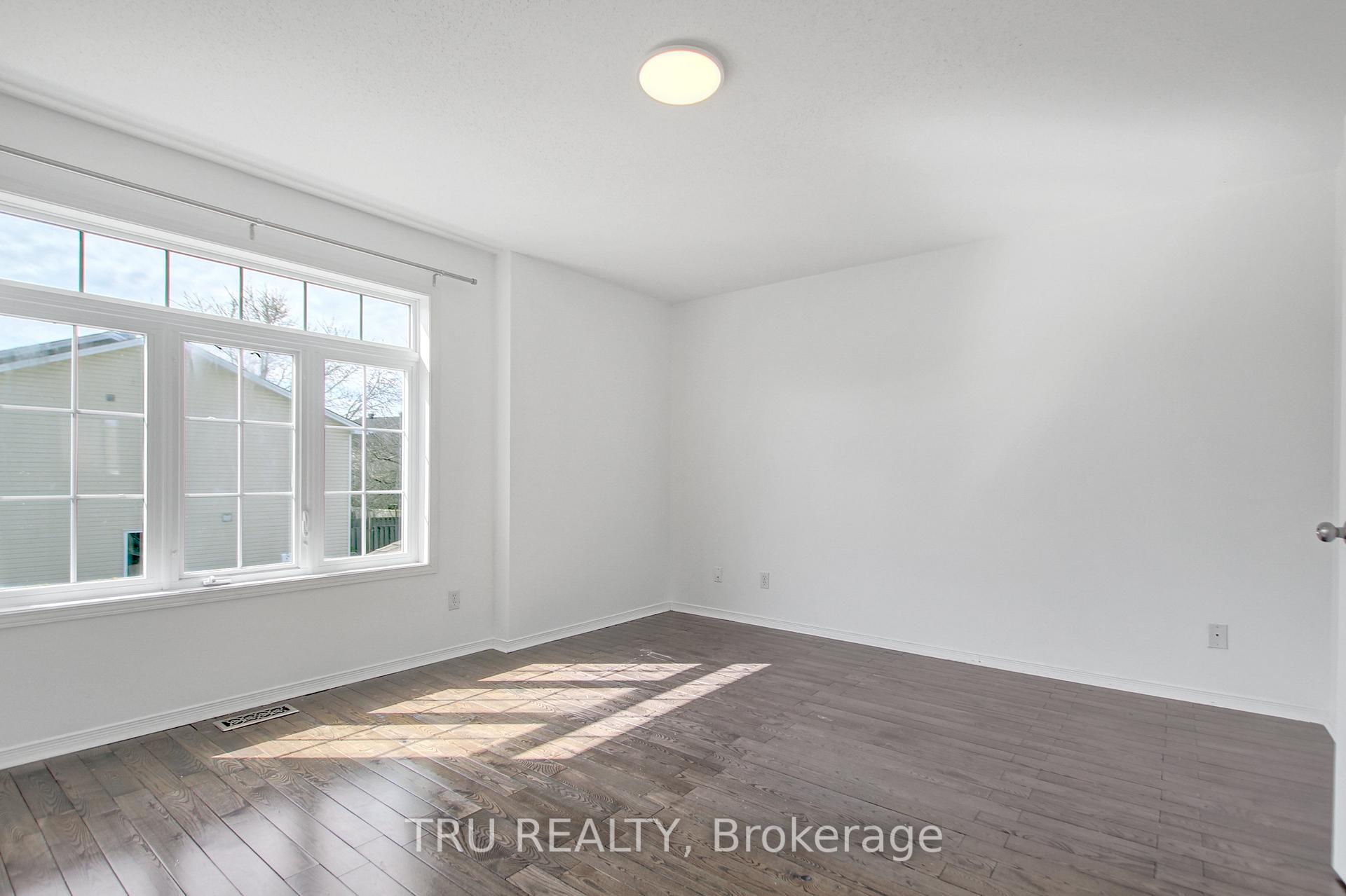 Photo 20 of 133 Kinross Private, Ottawa, Kanata - Morgan's Grant/South March — HOMEH