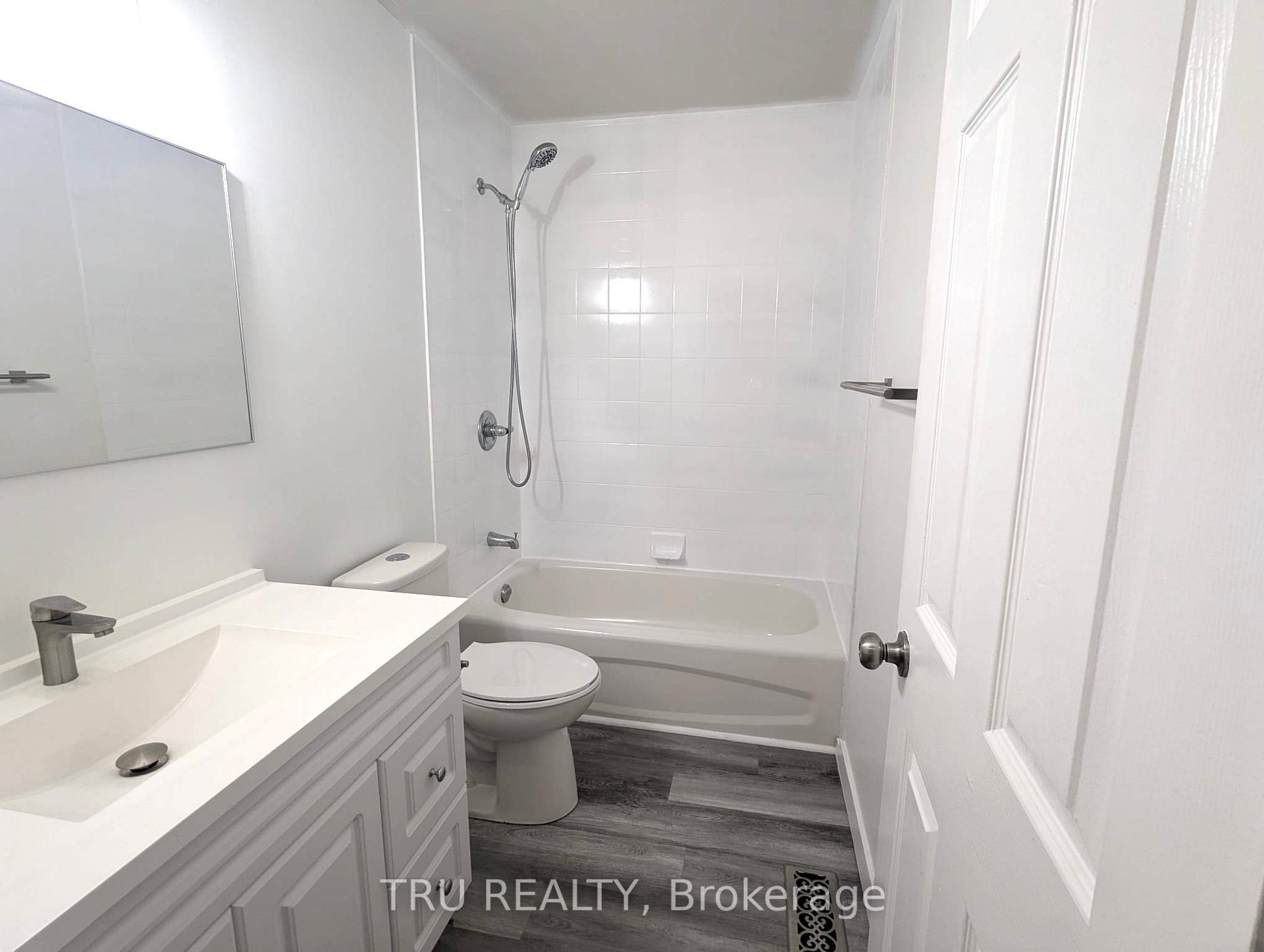 Photo 27 of 133 Kinross Private, Ottawa, Kanata - Morgan's Grant/South March — HOMEH