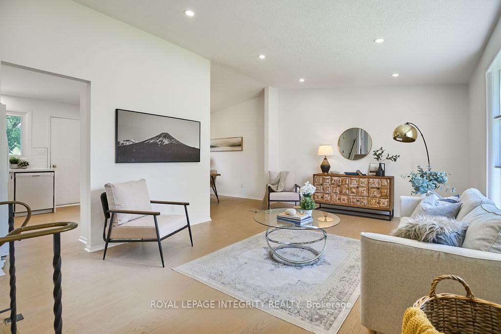 Photo 4 of 77 Seabrooke Drive, Ottawa, Kanata - Glencairn/Hazeldean — HOMEH