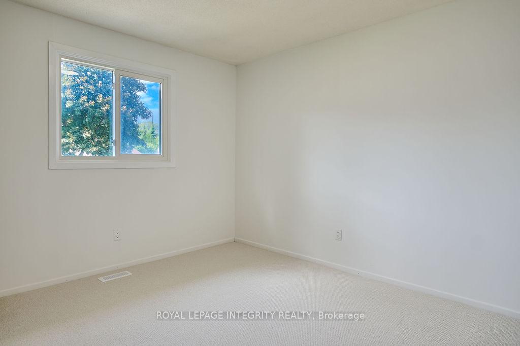Photo 35 of 77 Seabrooke Drive, Ottawa, Kanata - Glencairn/Hazeldean — HOMEH
