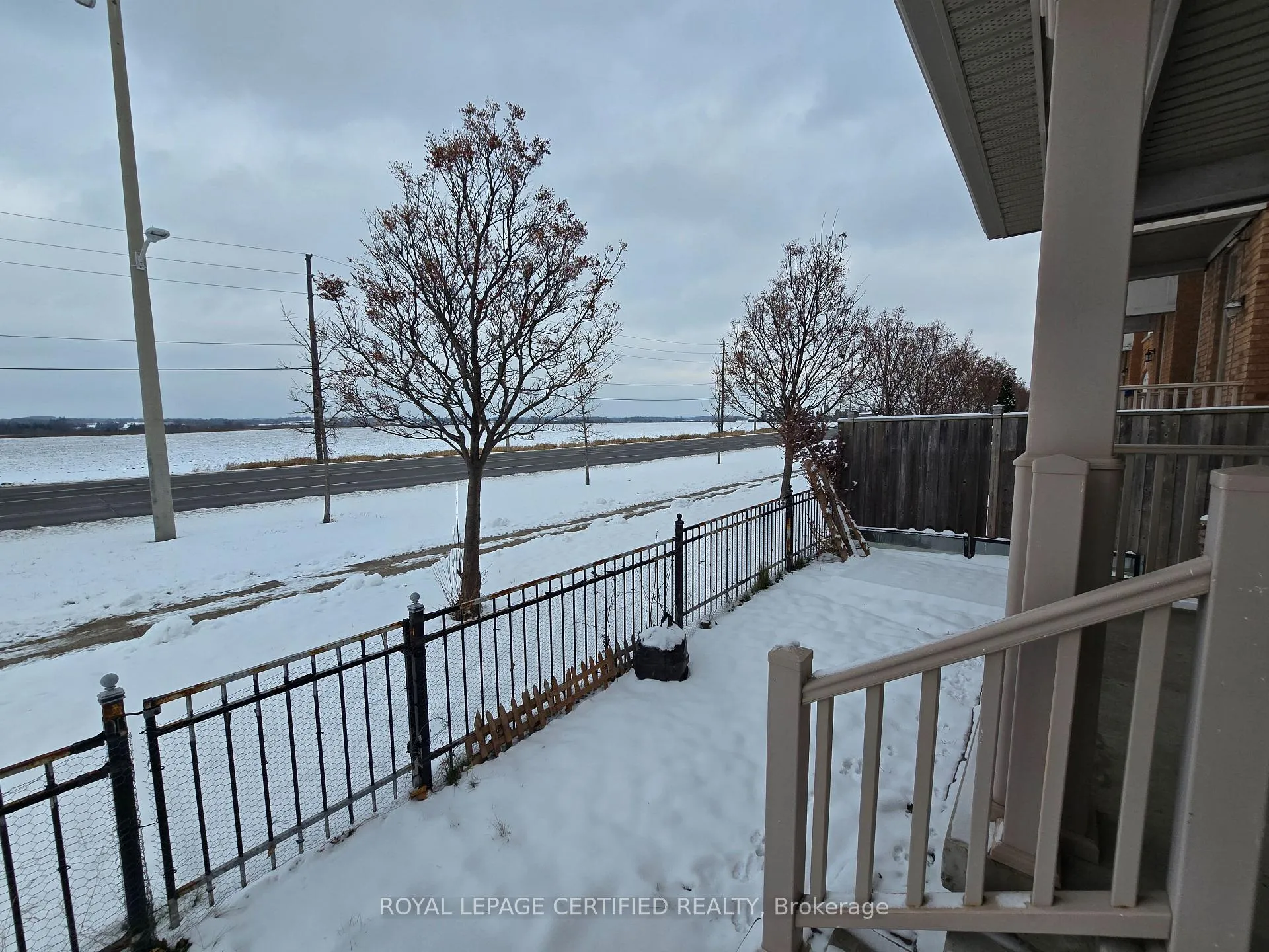 Photo 11 of 32 Old Oak Lane, Markham, Cornell — HOMEH