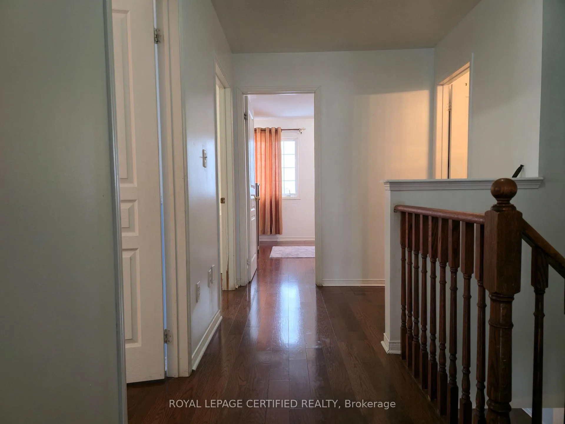 Photo 22 of 32 Old Oak Lane, Markham, Cornell — HOMEH