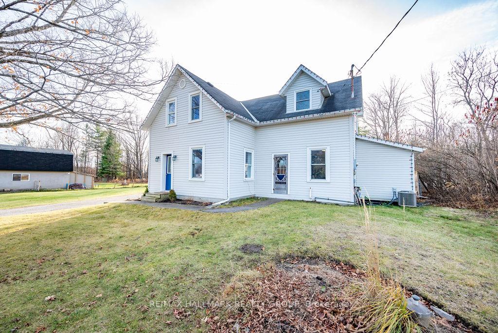 Photo 2 of 715 River Road, McNab/Braeside, Mcnab/Braeside Twps — HOMEH
