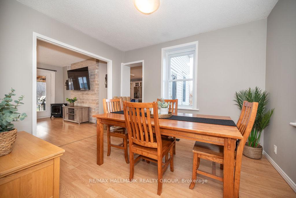 Photo 13 of 715 River Road, McNab/Braeside, Mcnab/Braeside Twps — HOMEH