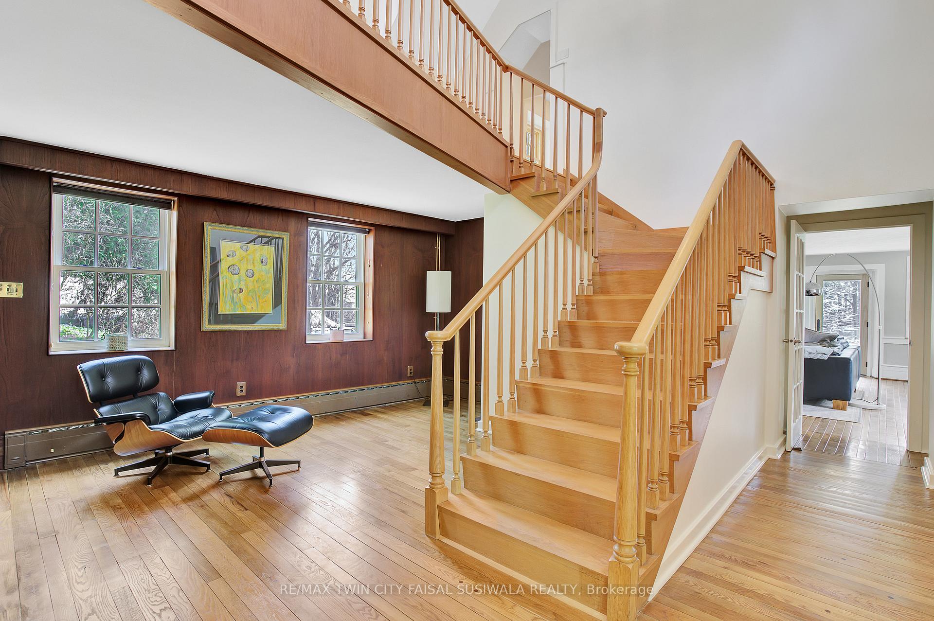 Front of 17 The Kirksway