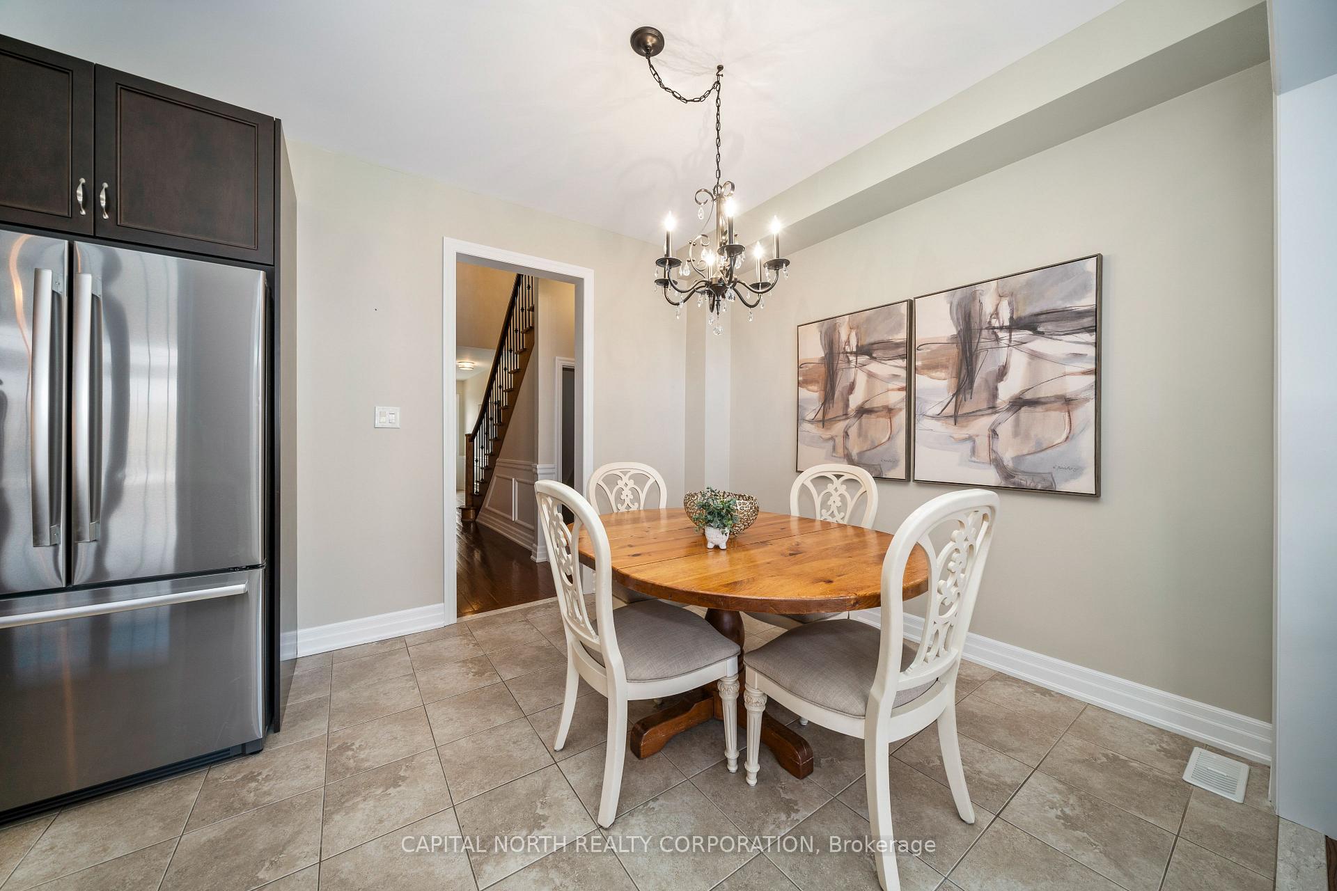 Photo 12 of 12 Alex Campbell Crescent, King, King City — HOMEH