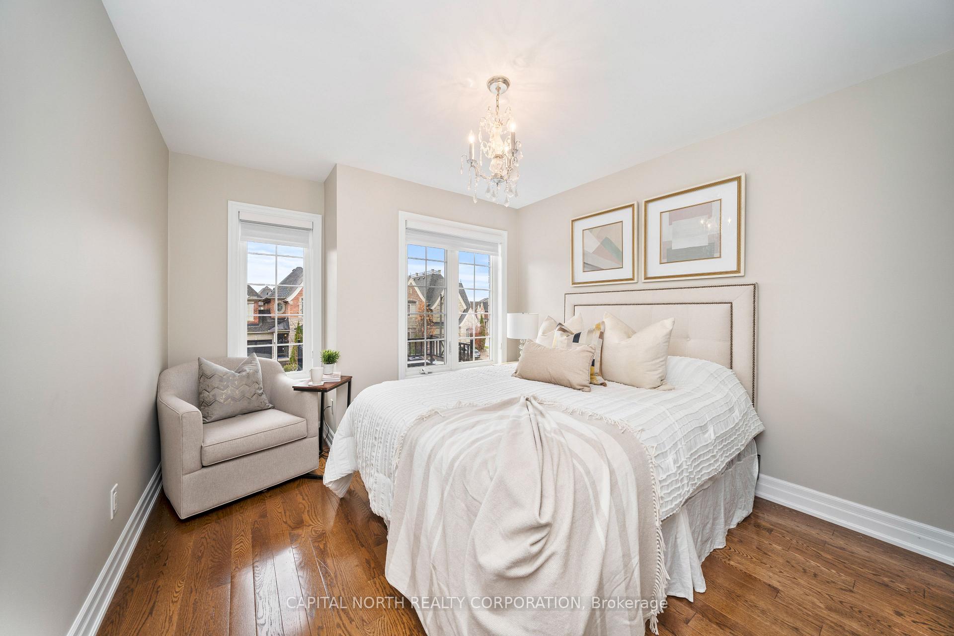 Photo 25 of 12 Alex Campbell Crescent, King, King City — HOMEH