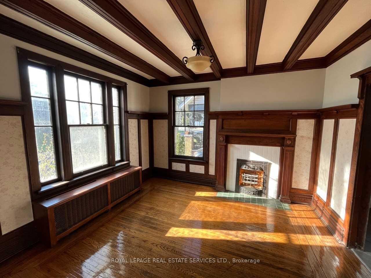 Photo 5 of 17 Leinster Avenue S, Hamilton, Gibson — HOMEH