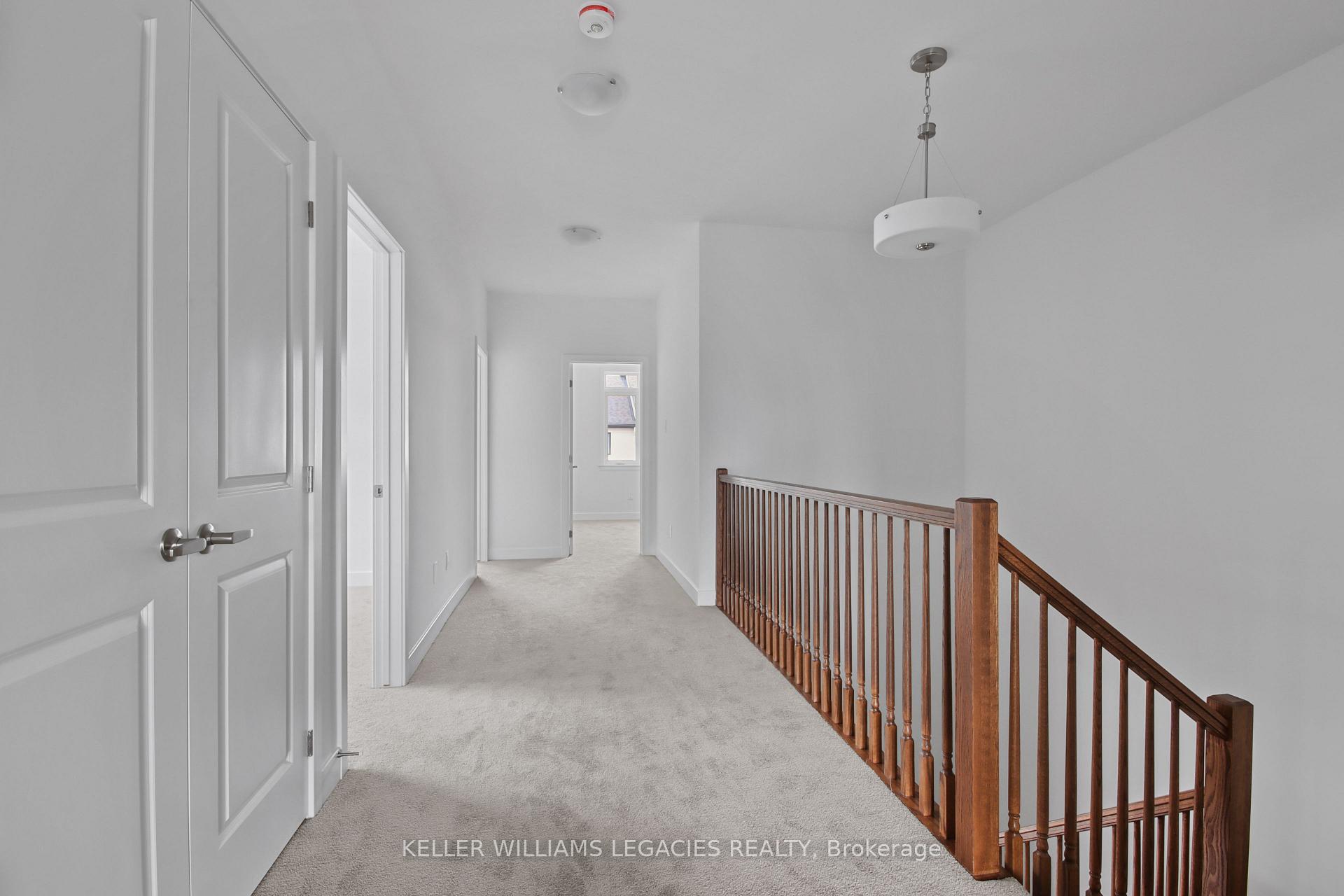 Photo 17 of 11 Mendoza Way, Ottawa, Kanata - Emerald Meadows/Trailwest — HOMEH