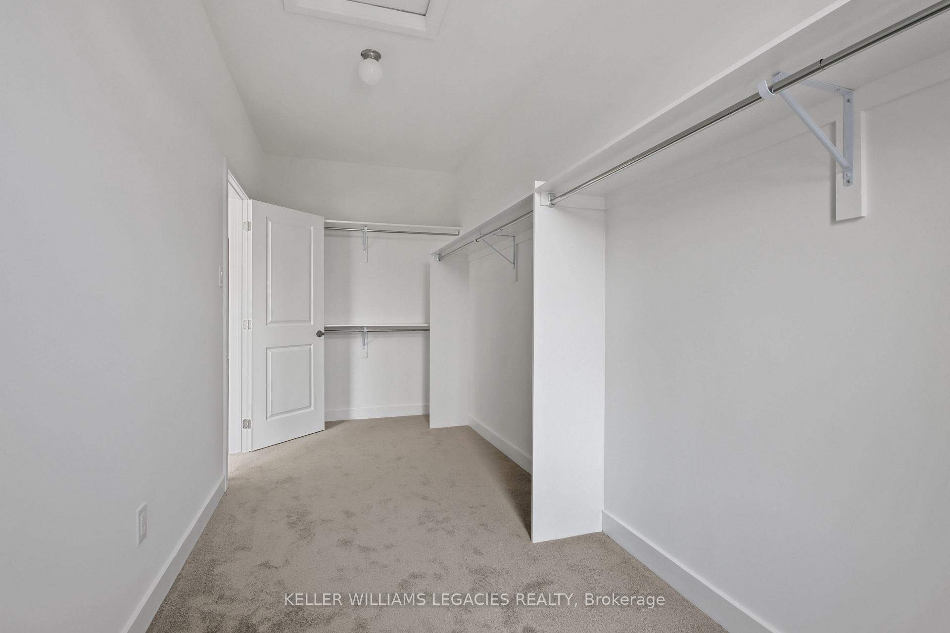 Photo 21 of 11 Mendoza Way, Ottawa, Kanata - Emerald Meadows/Trailwest — HOMEH