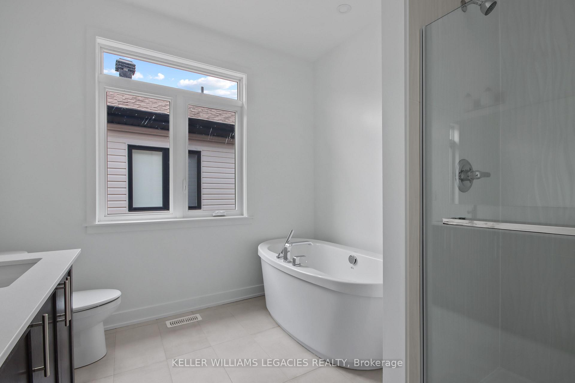 Photo 27 of 11 Mendoza Way, Ottawa, Kanata - Emerald Meadows/Trailwest — HOMEH
