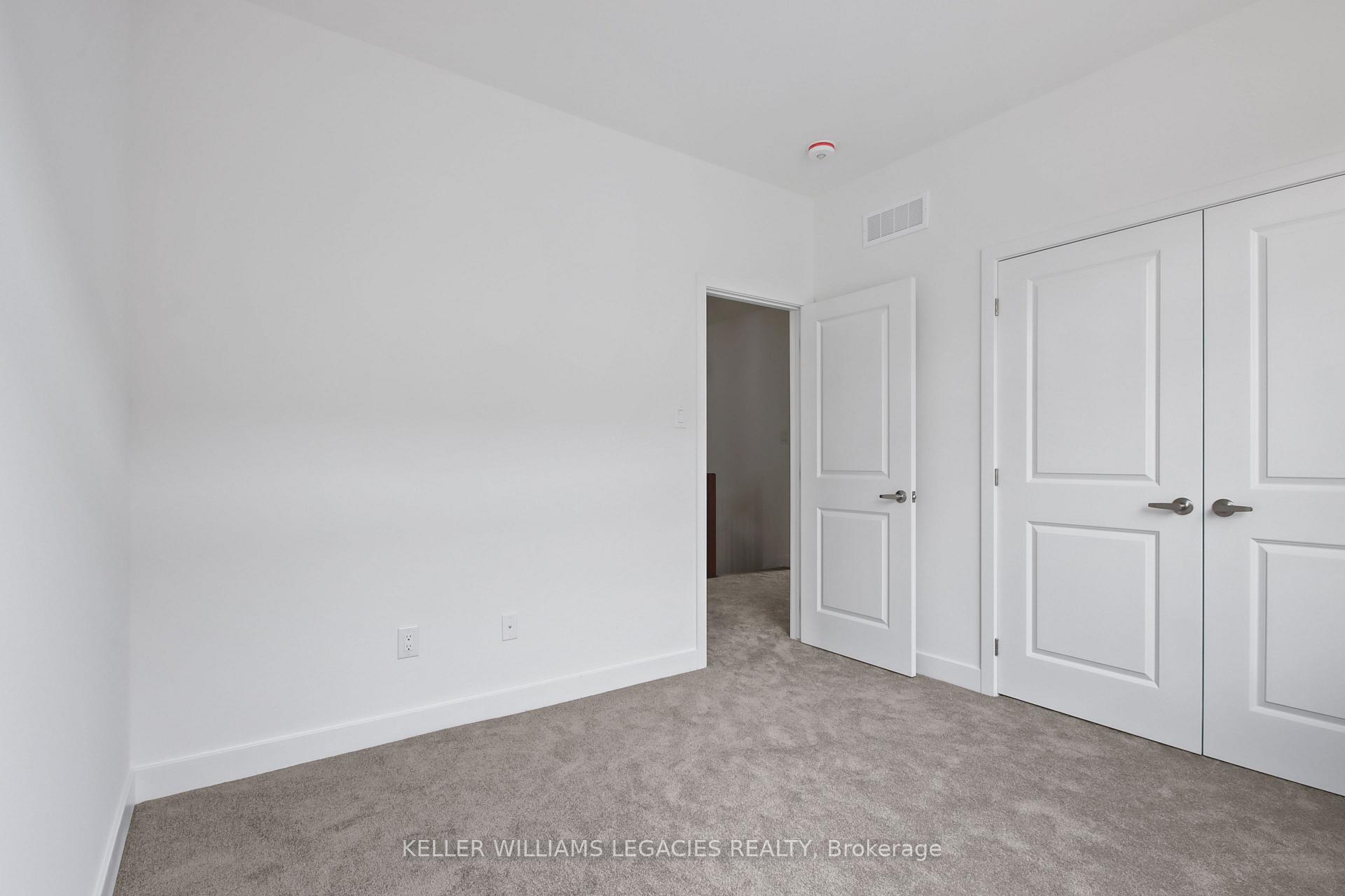 Photo 30 of 11 Mendoza Way, Ottawa, Kanata - Emerald Meadows/Trailwest — HOMEH