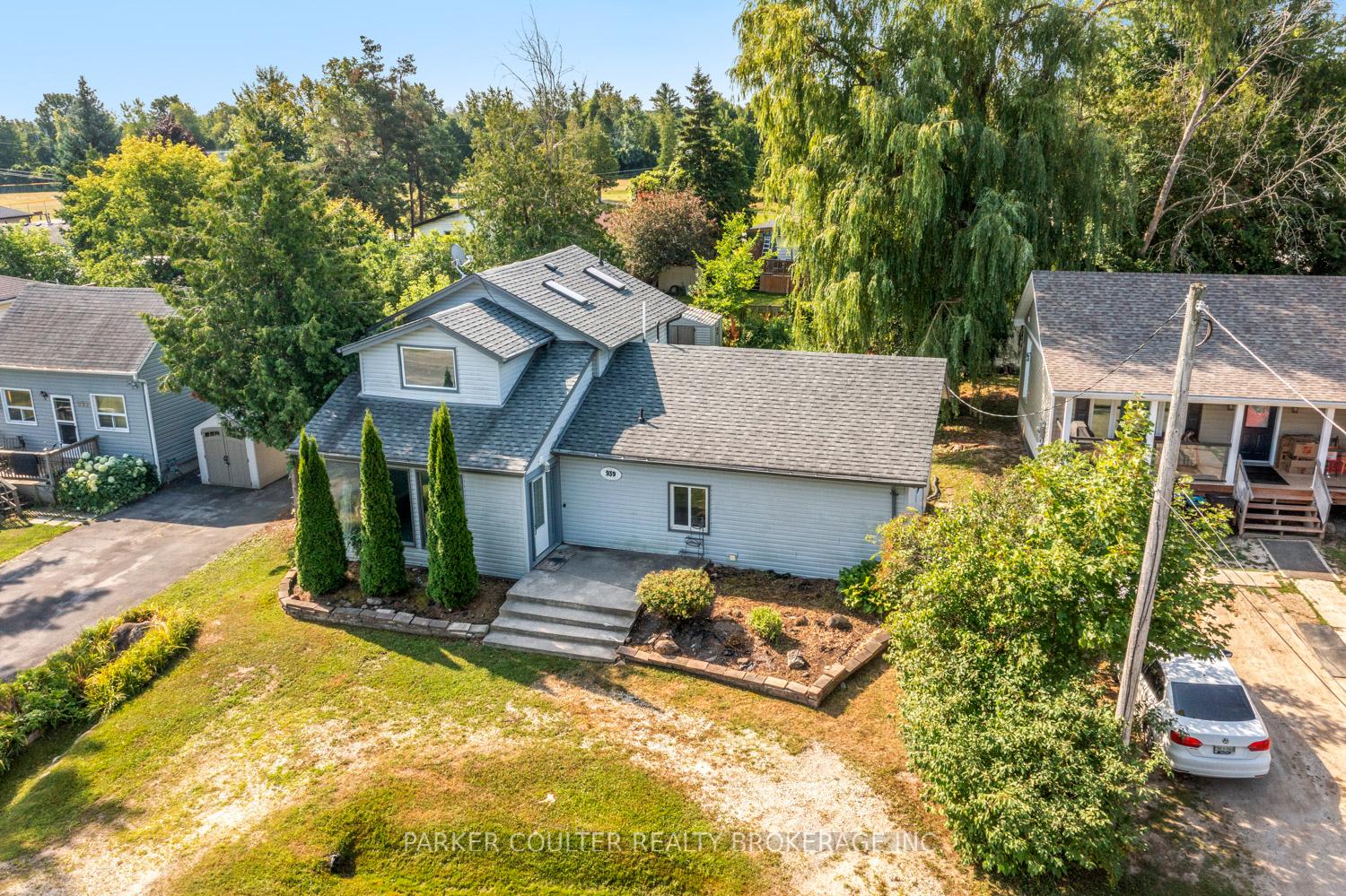 Photo 1 of 939 Clifton Boulevard, Innisfil, Alcona — HOMEH