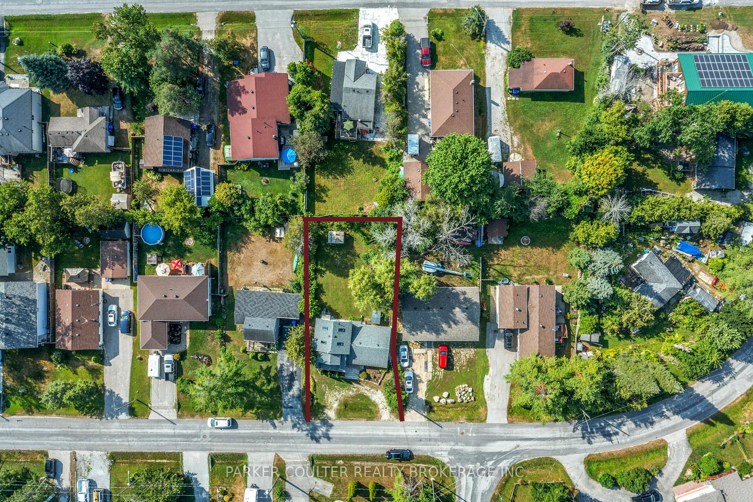 Photo 25 of 939 Clifton Boulevard, Innisfil, Alcona — HOMEH