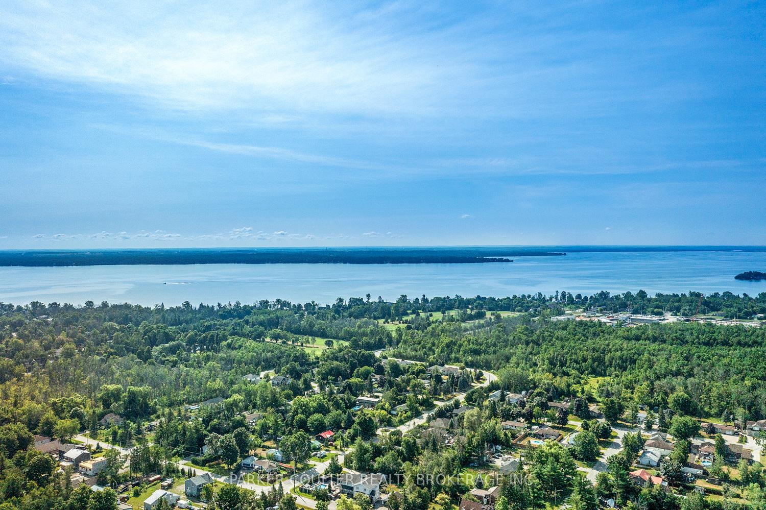 Photo 27 of 939 Clifton Boulevard, Innisfil, Alcona — HOMEH