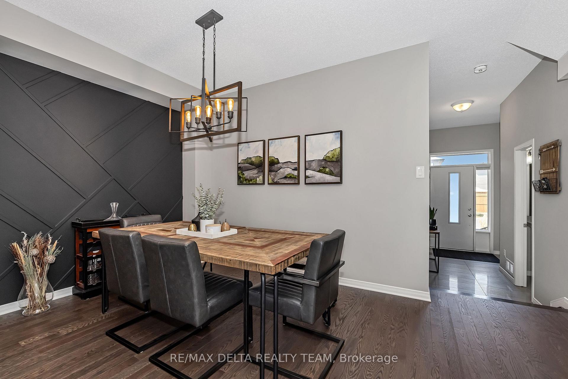Photo 7 of 346 Nonius Street, Ottawa, Kanata - Emerald Meadows/Trailwest — HOMEH