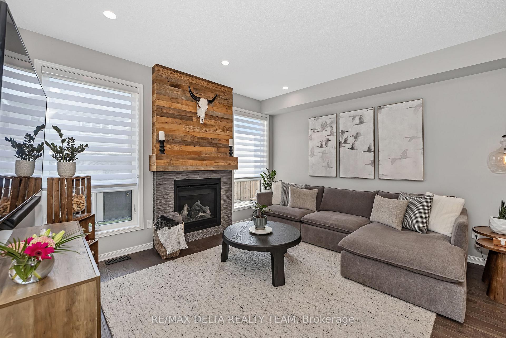 Photo 15 of 346 Nonius Street, Ottawa, Kanata - Emerald Meadows/Trailwest — HOMEH