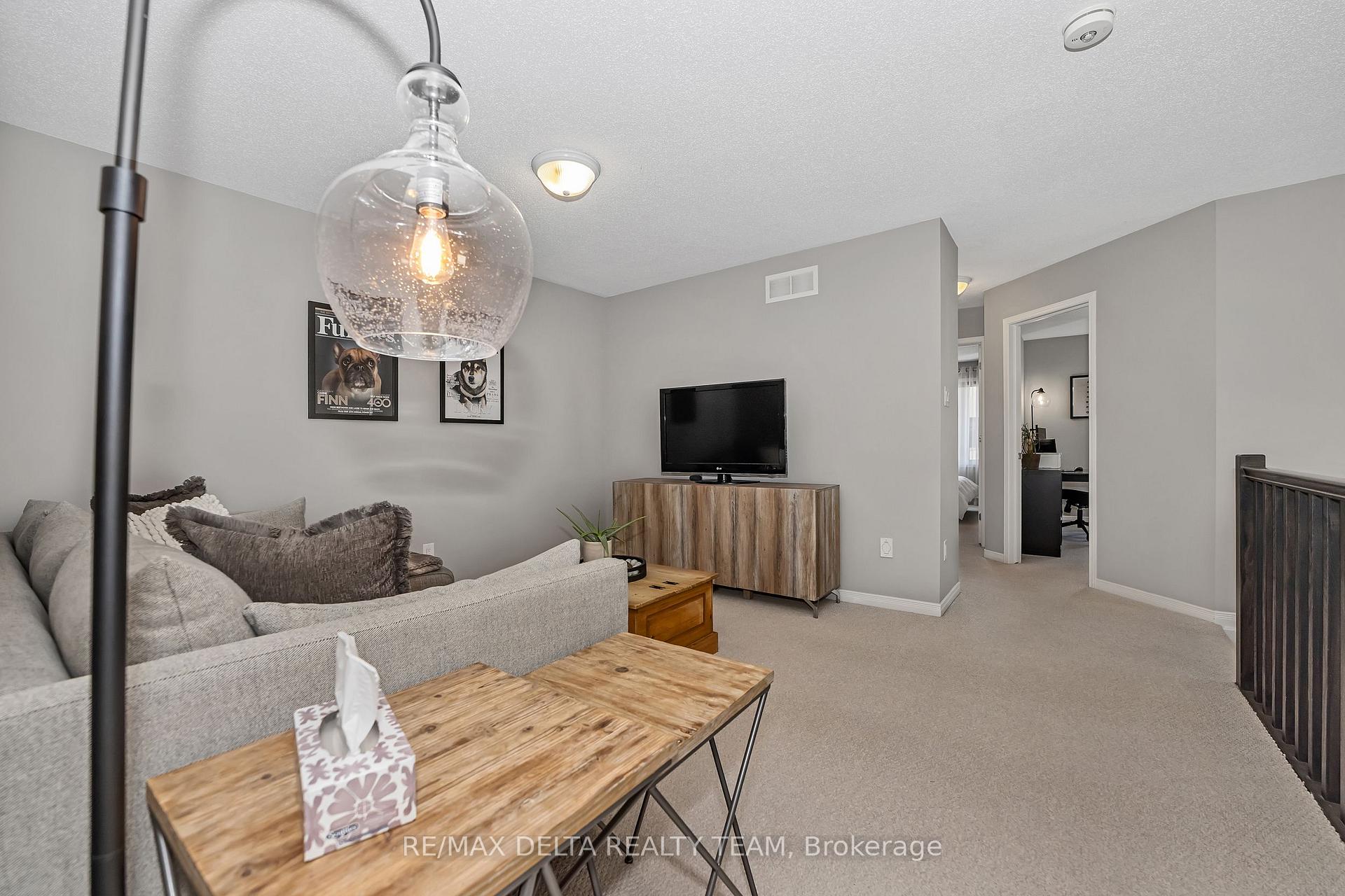 Photo 19 of 346 Nonius Street, Ottawa, Kanata - Emerald Meadows/Trailwest — HOMEH