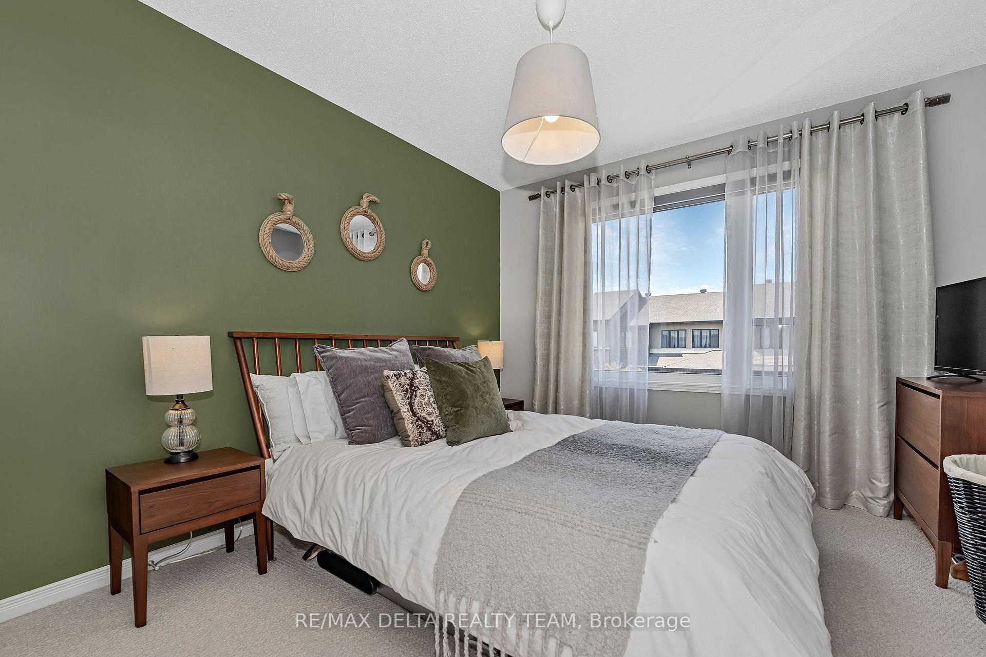 Photo 22 of 346 Nonius Street, Ottawa, Kanata - Emerald Meadows/Trailwest — HOMEH