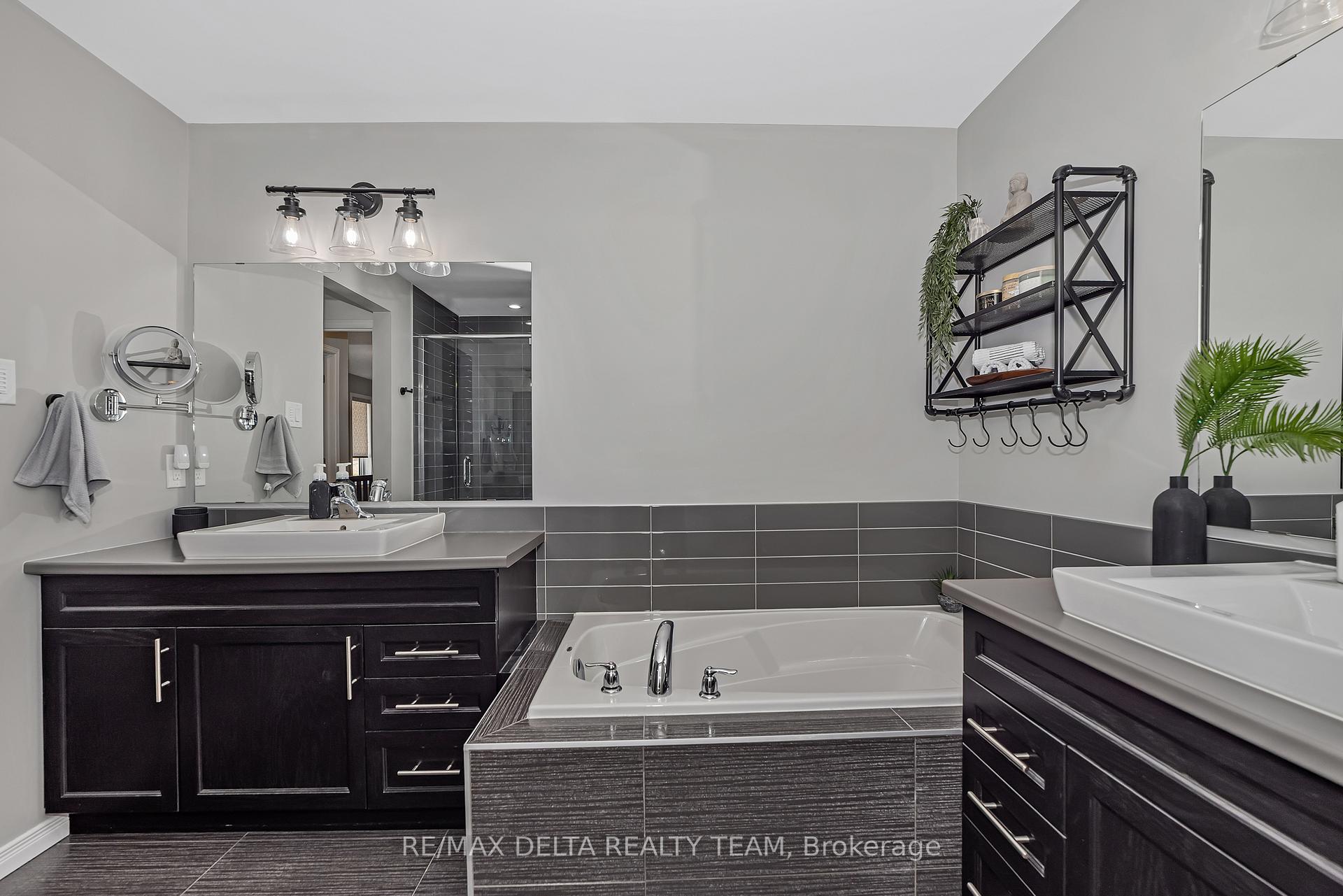 Photo 29 of 346 Nonius Street, Ottawa, Kanata - Emerald Meadows/Trailwest — HOMEH