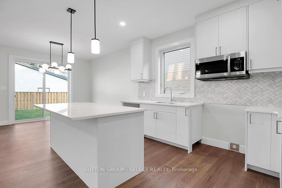 Photo 4 of Unit 24, 7966 Fallon Drive, Lucan Biddulph, Granton — HOMEH