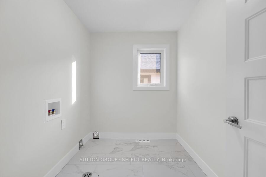 Photo 18 of Unit 24, 7966 Fallon Drive, Lucan Biddulph, Granton — HOMEH