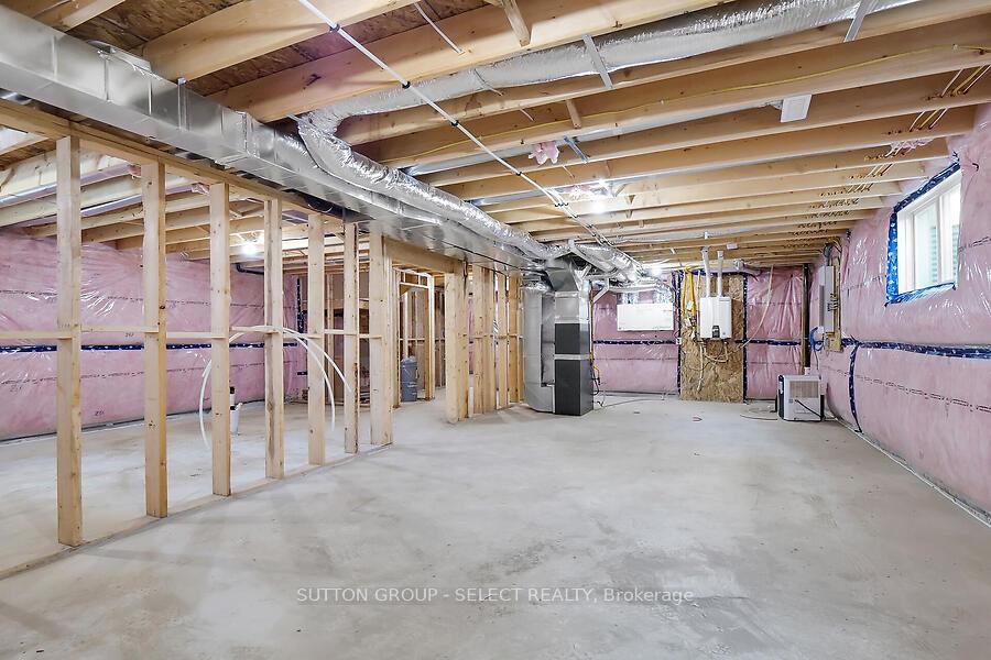 Photo 21 of Unit 24, 7966 Fallon Drive, Lucan Biddulph, Granton — HOMEH