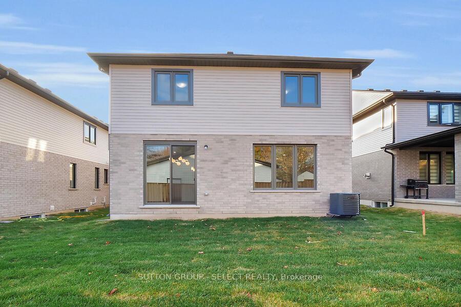 Photo 22 of Unit 24, 7966 Fallon Drive, Lucan Biddulph, Granton — HOMEH