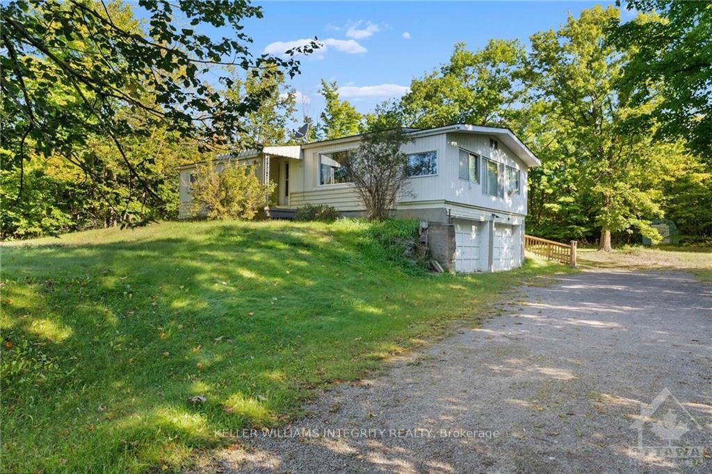 Photo 1 of 1338 Usborne Street, McNab/Braeside, Mcnab/Braeside Twps — HOMEH