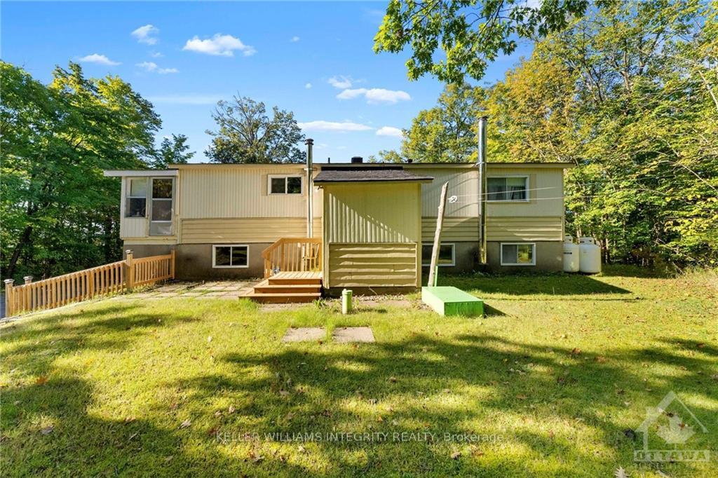 Photo 3 of 1338 Usborne Street, McNab/Braeside, Mcnab/Braeside Twps — HOMEH