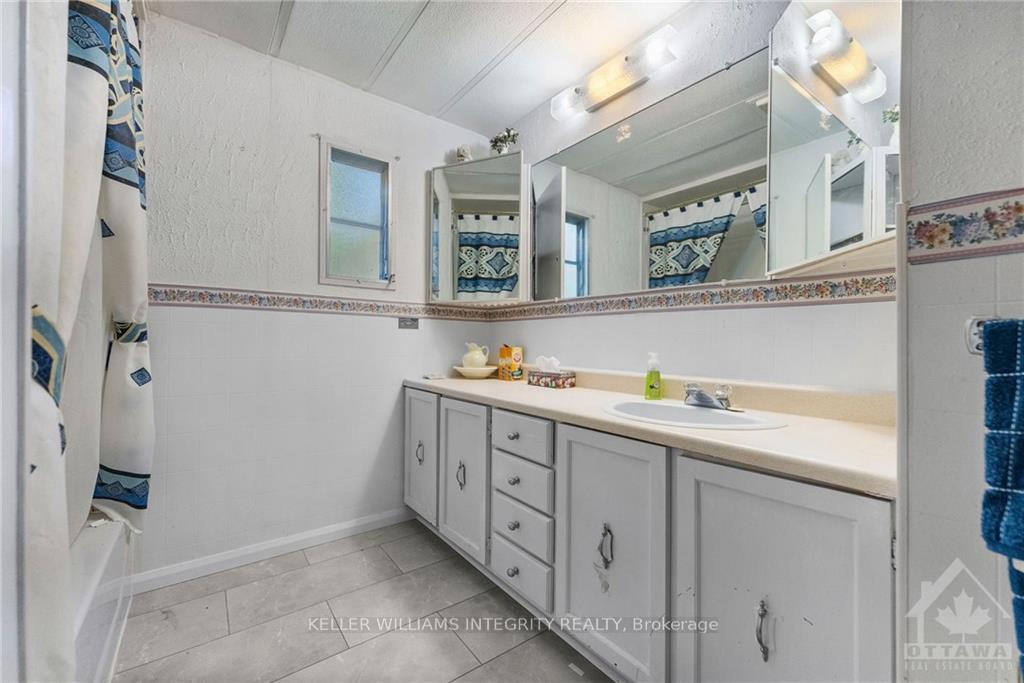 Photo 8 of 1338 Usborne Street, McNab/Braeside, Mcnab/Braeside Twps — HOMEH