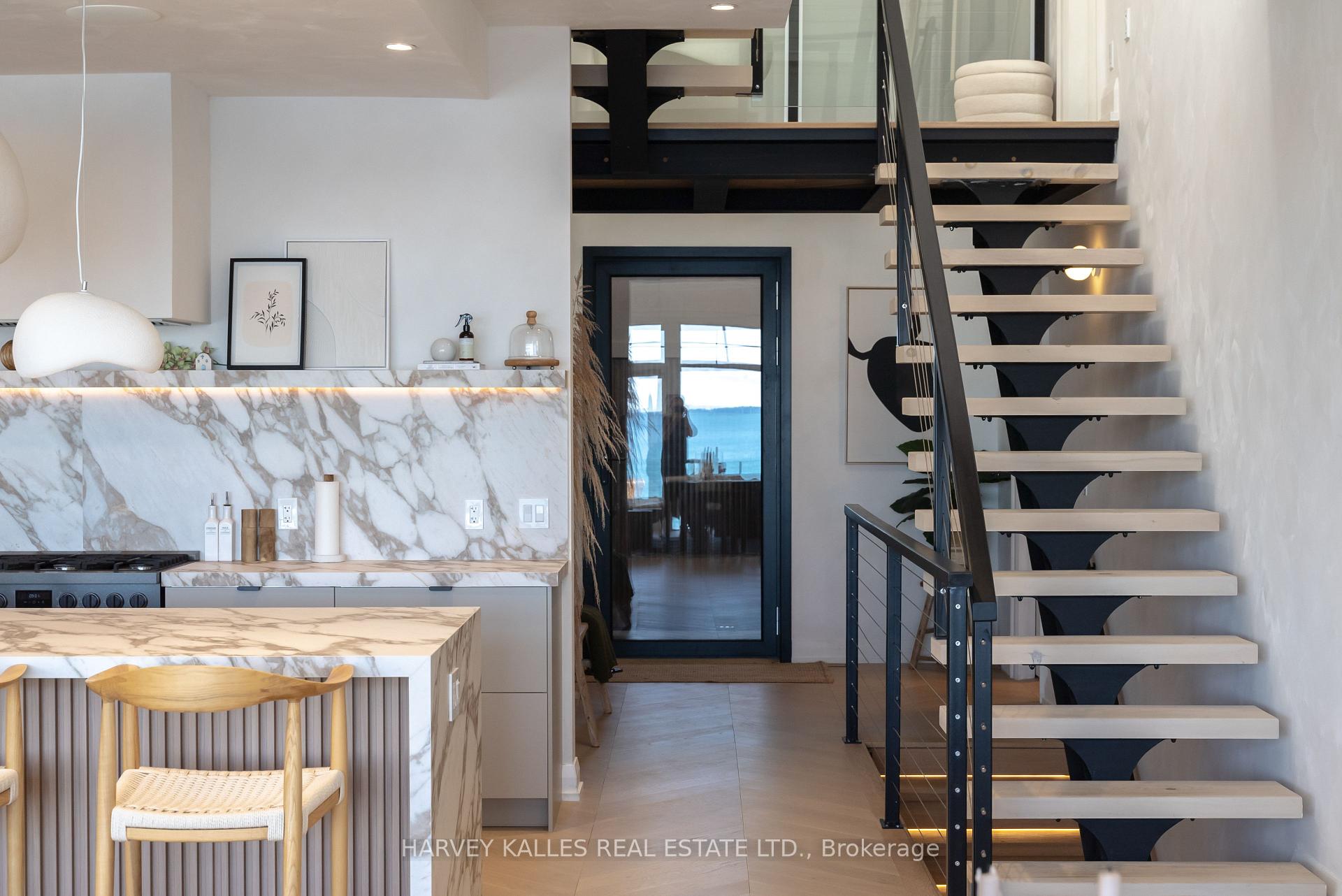 Photo 14 of 3421 Crescent Harbour Road, Innisfil, Rural Innisfil — HOMEH