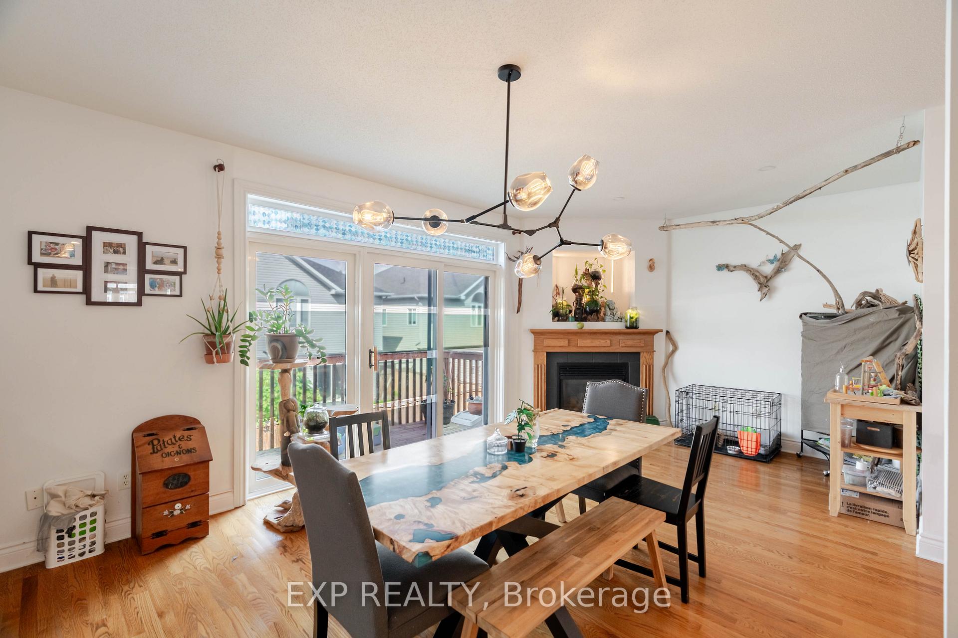 Photo 22 of 97 Castle Glen Crescent, Ottawa, Kanata - Glencairn/Hazeldean — HOMEH