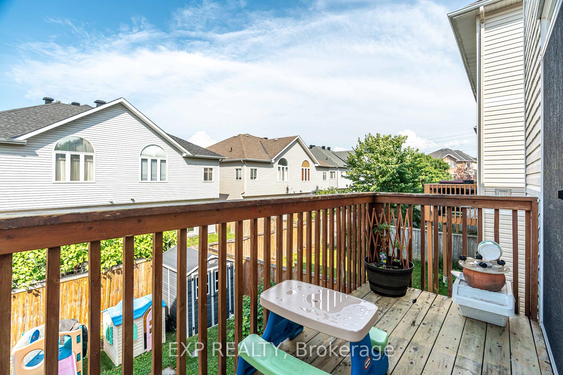 Photo 25 of 97 Castle Glen Crescent, Ottawa, Kanata - Glencairn/Hazeldean — HOMEH