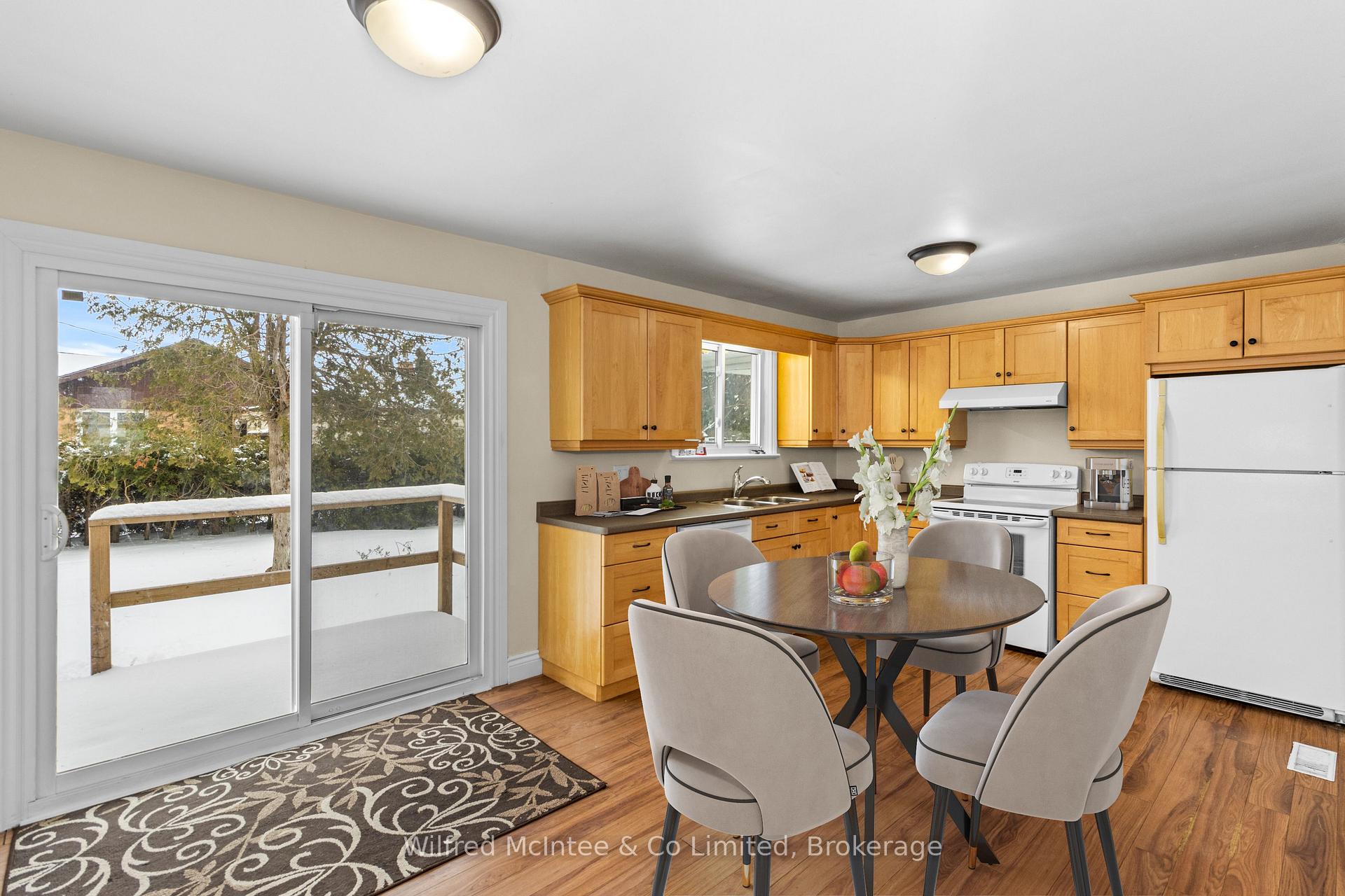 Photo 9 of 467 Queen Street, Kincardine — HOMEH