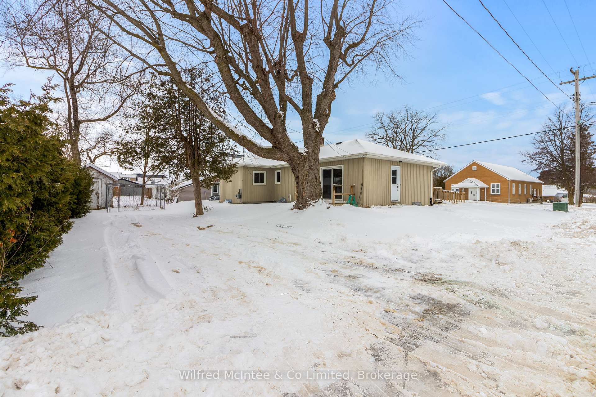 Photo 33 of 467 Queen Street, Kincardine — HOMEH