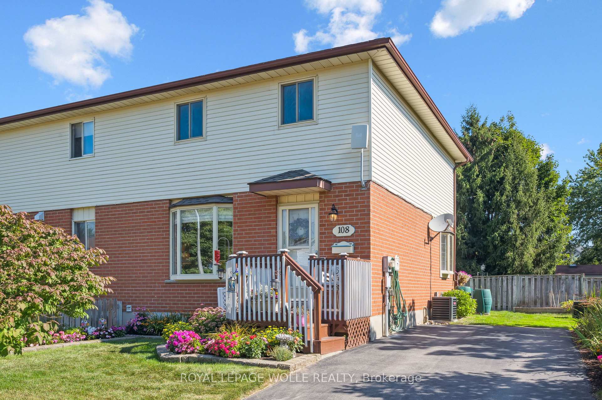 Photo 1 of 108 Penelope Drive, Kitchener — HOMEH
