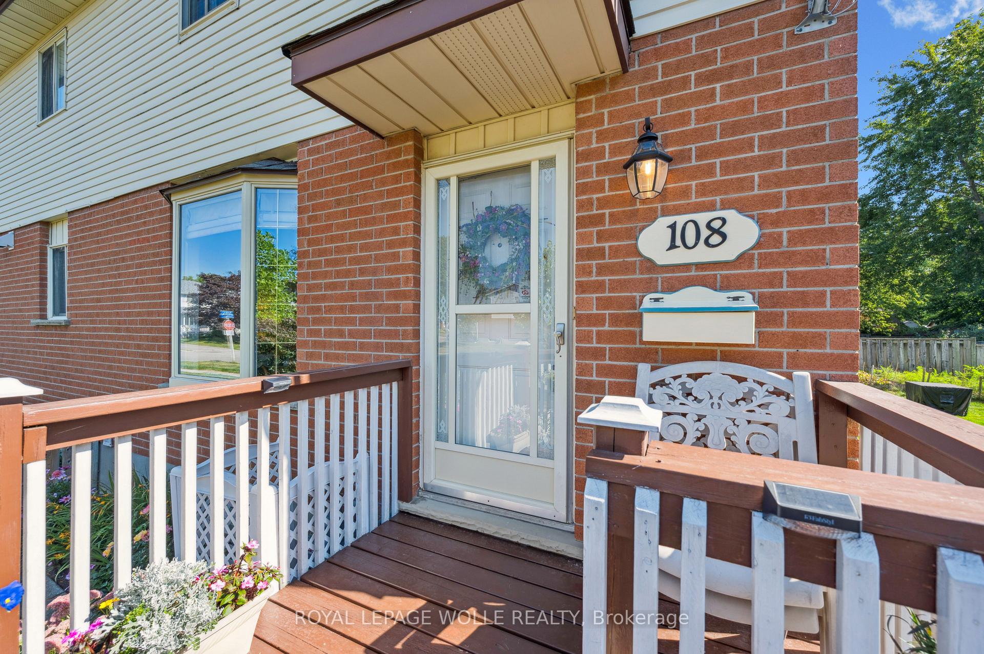 Photo 5 of 108 Penelope Drive, Kitchener — HOMEH