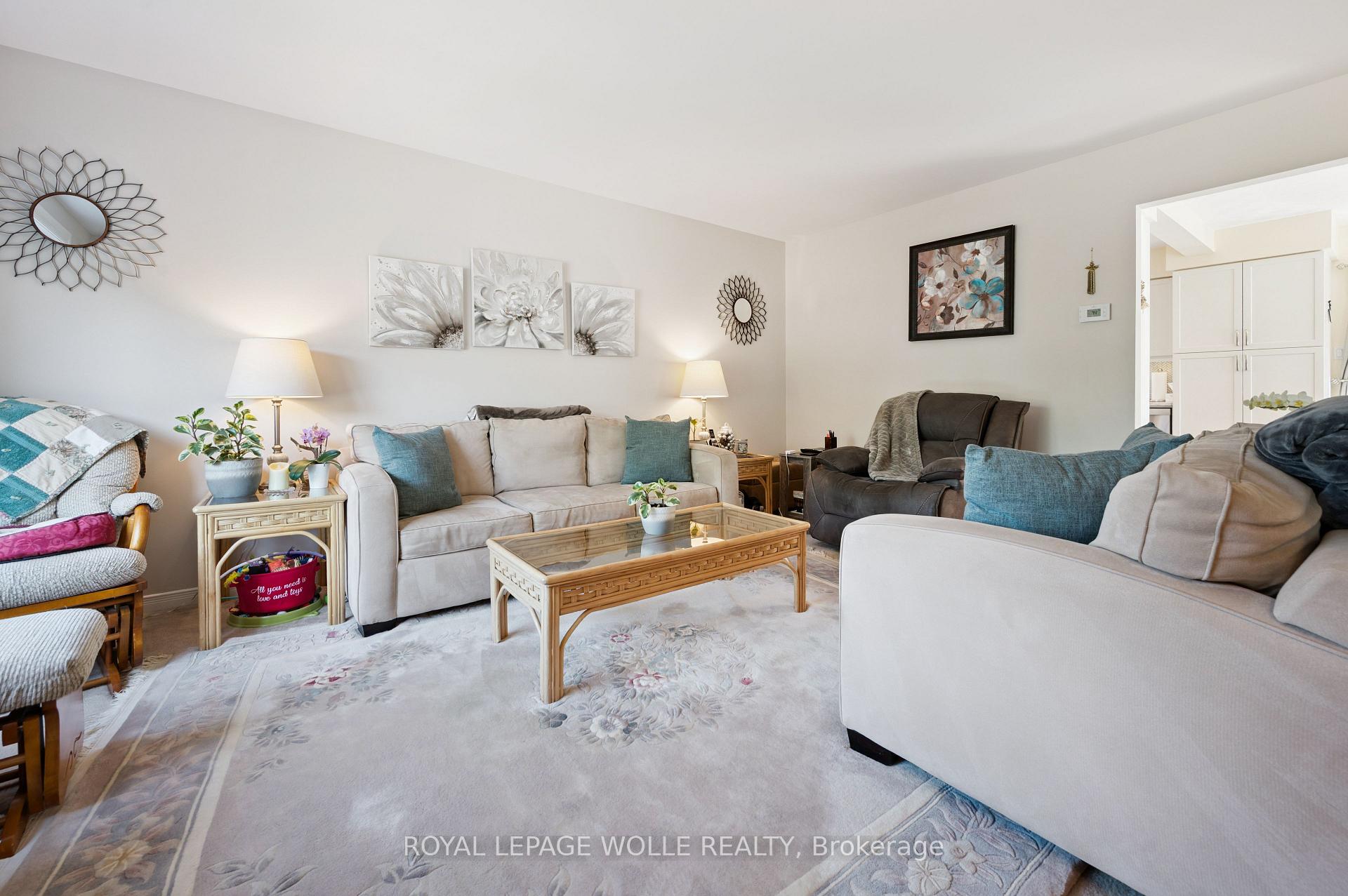 Photo 9 of 108 Penelope Drive, Kitchener — HOMEH