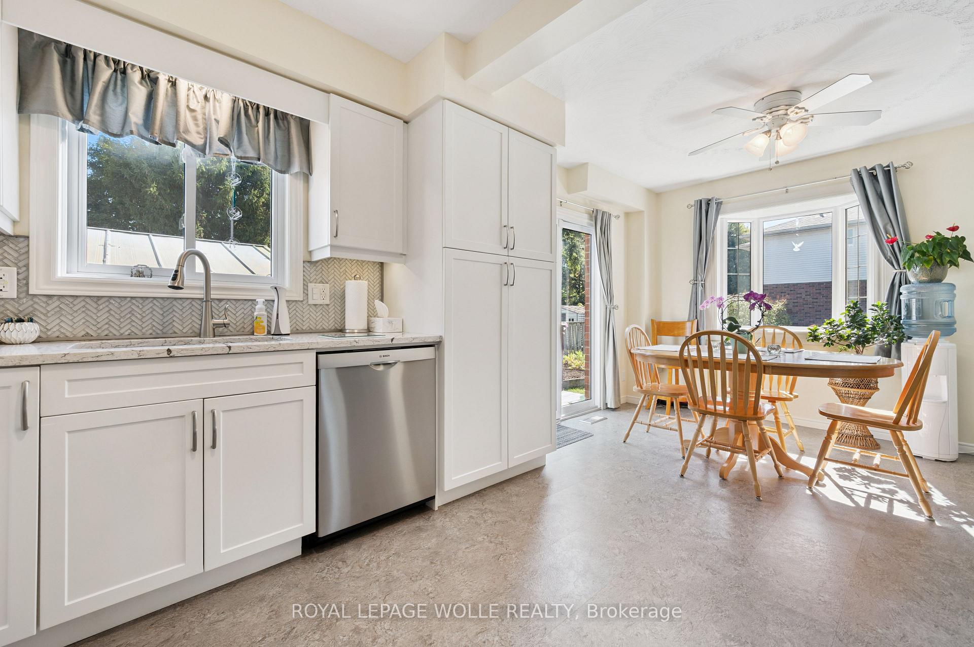 Photo 14 of 108 Penelope Drive, Kitchener — HOMEH