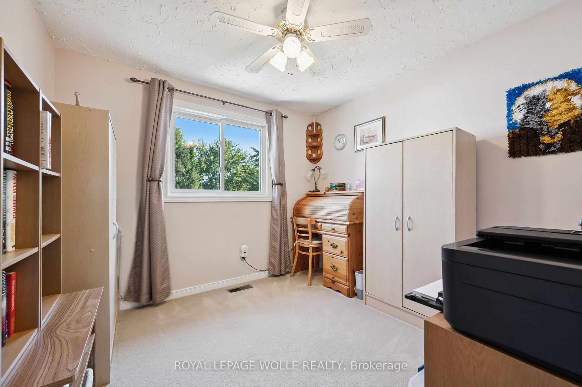Photo 15 of 108 Penelope Drive, Kitchener — HOMEH