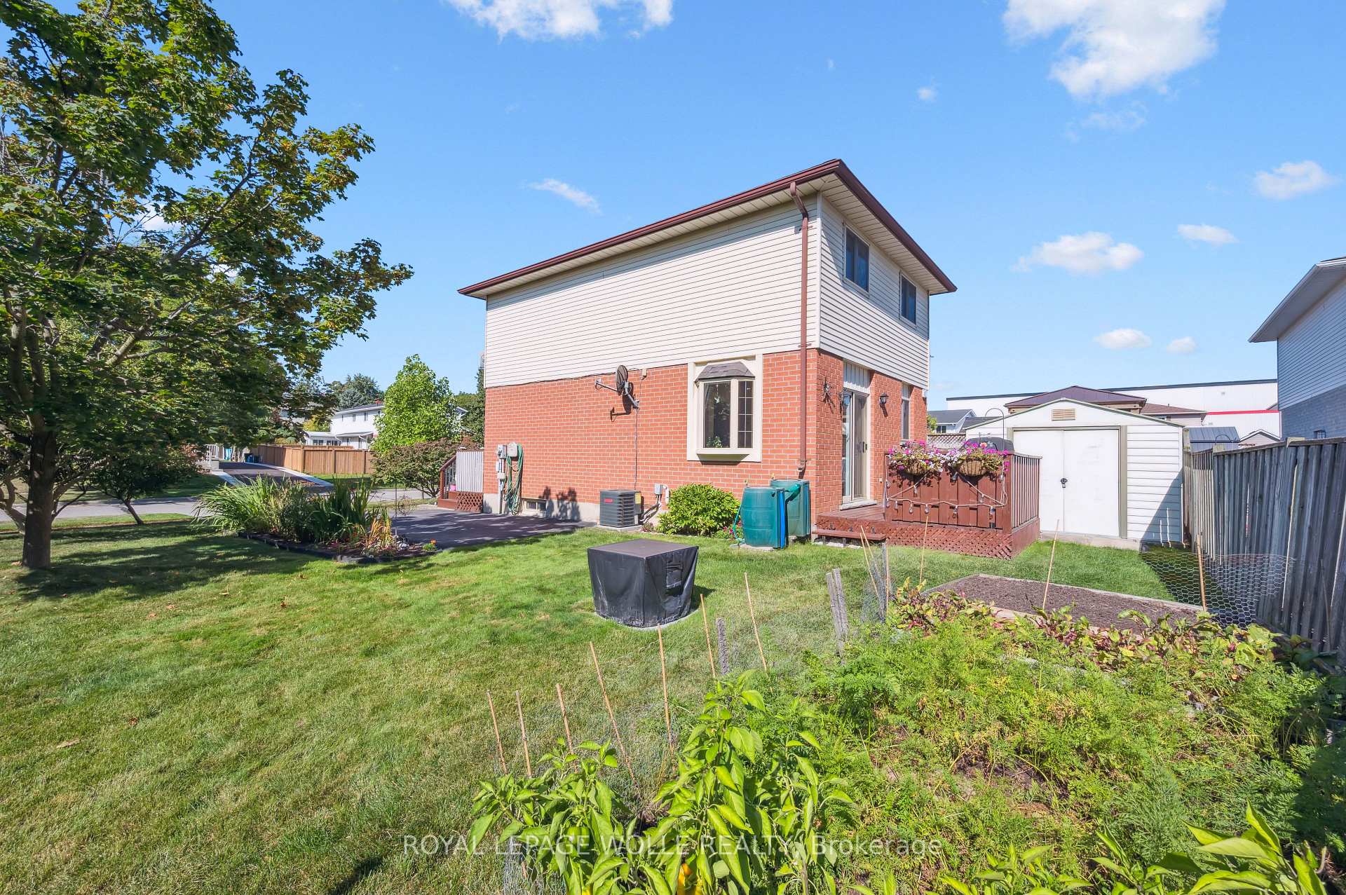 Photo 32 of 108 Penelope Drive, Kitchener — HOMEH