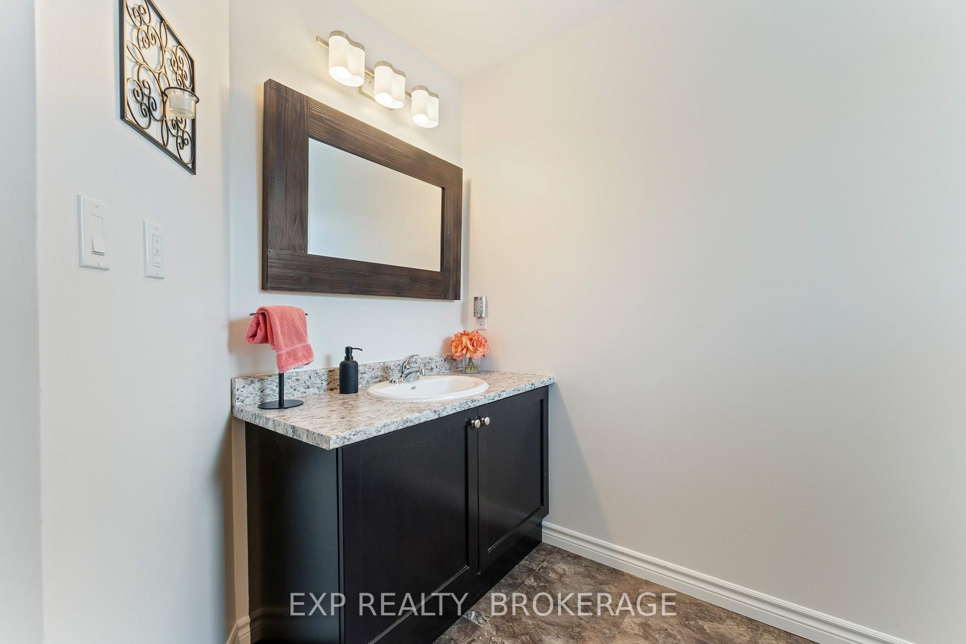 Photo 33 of 125 Saul Street, Loyalist, Odessa — HOMEH
