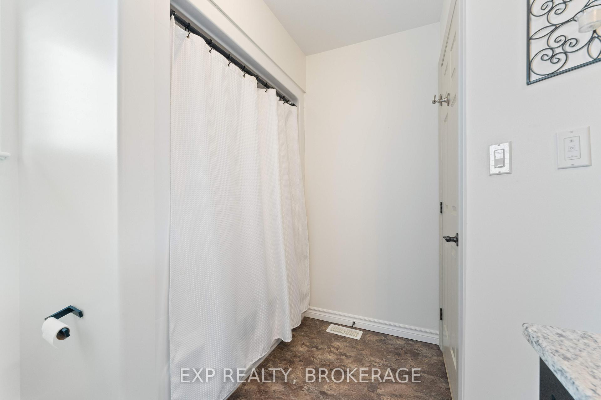 Photo 34 of 125 Saul Street, Loyalist, Odessa — HOMEH