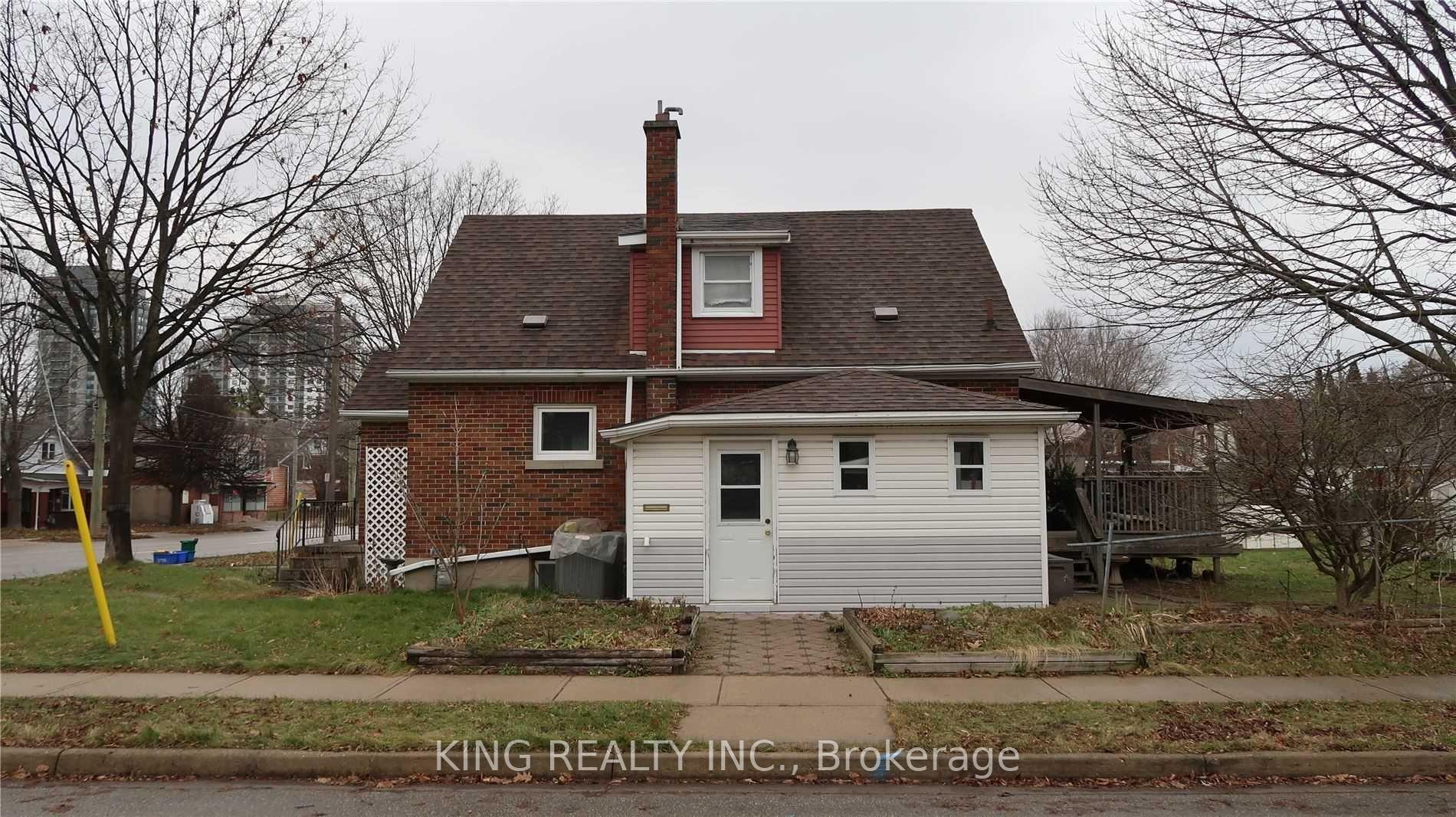 Front of 167 Erb Street W